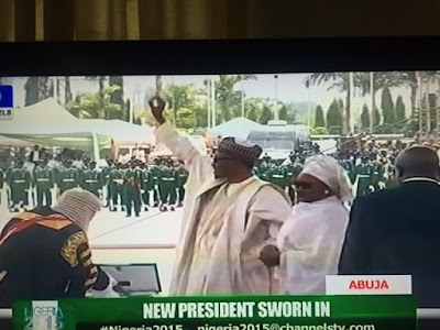 The moment Mohammadu Buhari  sworn-in as the president of Nigeria(pictures) qq