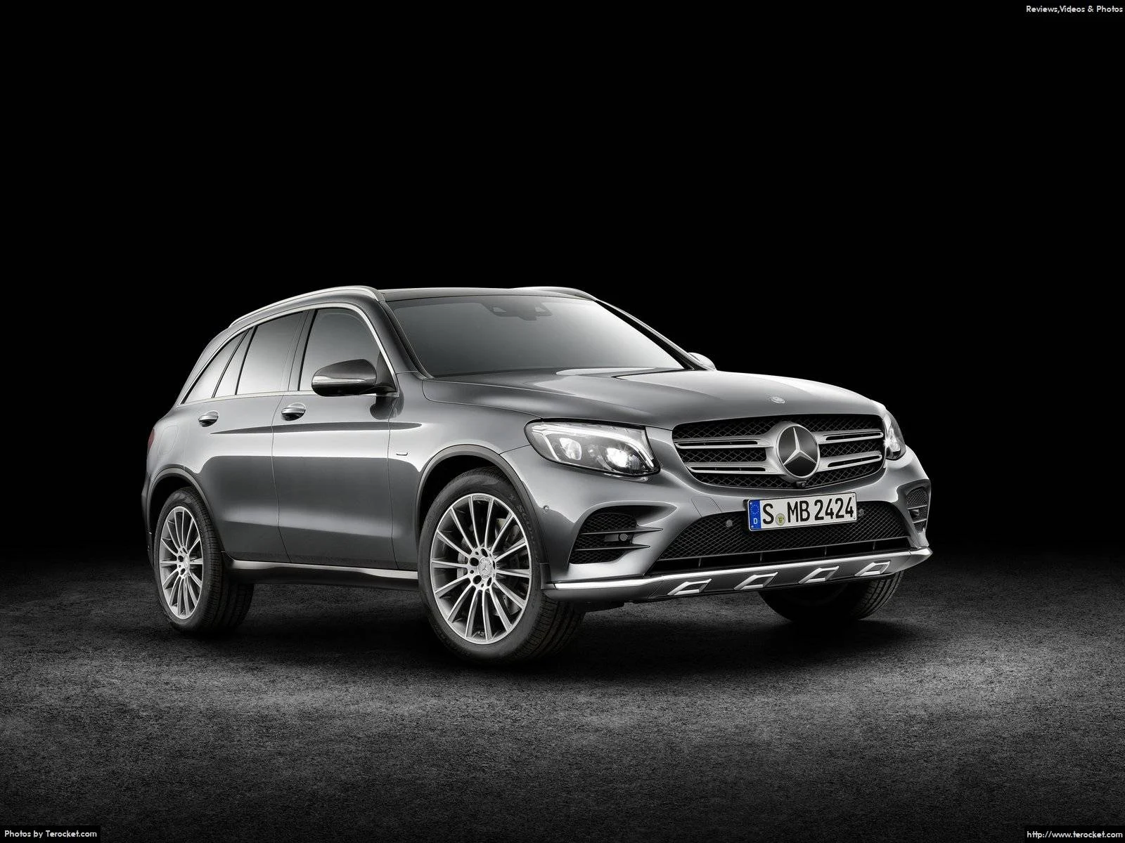 Hình ảnh xe ô tô Mercedes-Benz GLC 2016 & nội ngoại thất