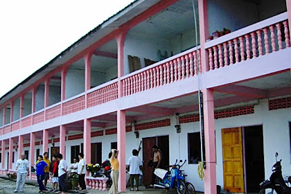 Rumah Panjang Iban Moden / Sarawak Homestay - Ini merujuk kepada masyarakat iban yang dominannya masih mendiami rumah panjang dan belum memeluk kristian.