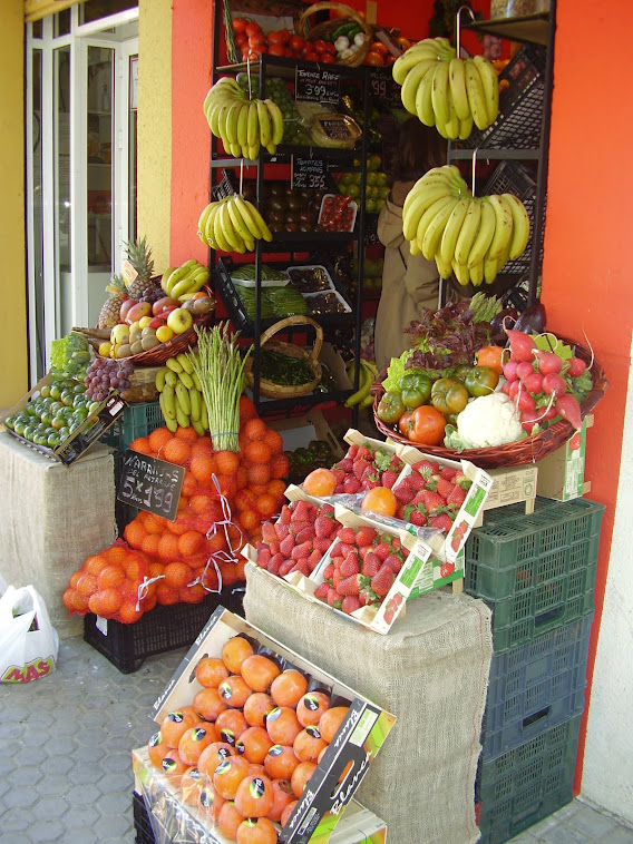 FRUTERIA EN RAMON CARANDE