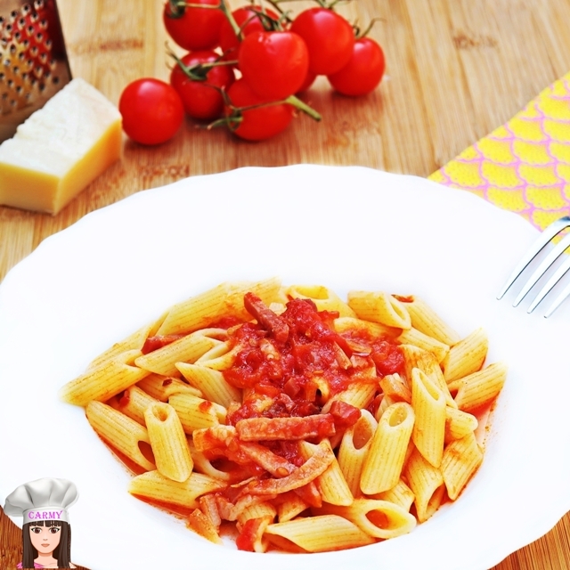 pasta-sugo-speck-e-cipolle