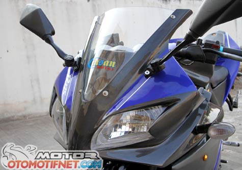 Modifikasi Yamaha V-Ixion ala YZF-R 125