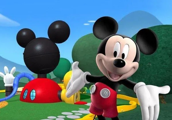 Mickey Mouse & Minney Mouse Valentine coloring sheet