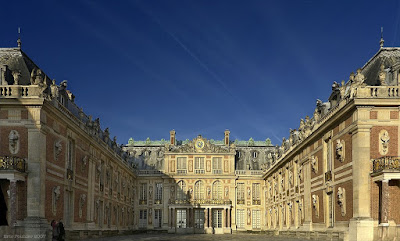 Chateau-de-Versailles-Palace-of-Versailles-France-travel