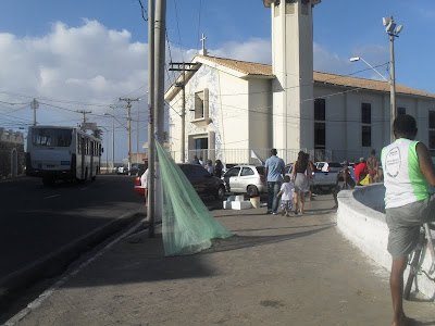 Assim que se faz, bairro limpo é bom para todos