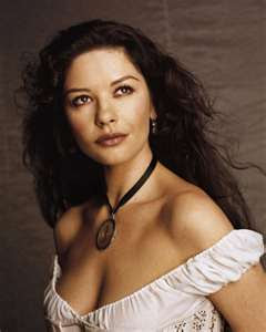 catherine zeta jones clevage