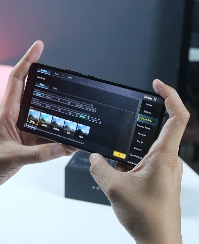 ASUS ROG Phone 8