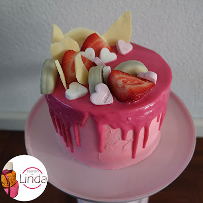 colour drip cake