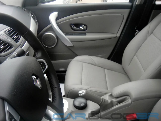 Renault Fluence Privilège 2013 - interior