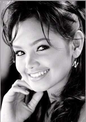 Malaysia Beautiful Singer: Siti Norhaliza