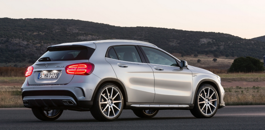 2015 Mercedes-Benz GLA class redesign,specs,and release date