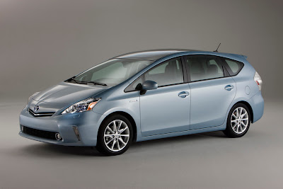 2012 Toyota Prius V Luxury Minivan