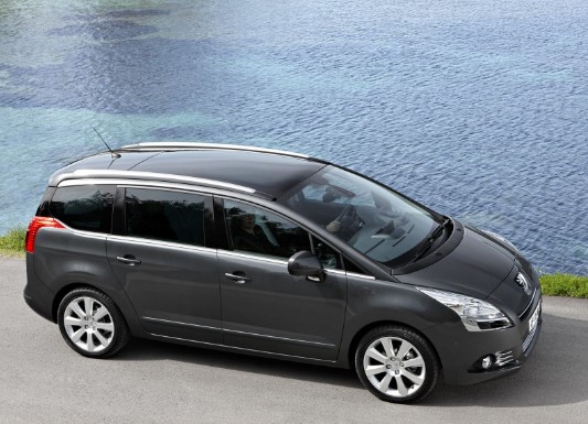 2011 Peugeot 5008