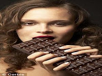 Foto MAKAN Cokelat Dapat Cegah KERIPUT Gambar Tips AWET MUDA