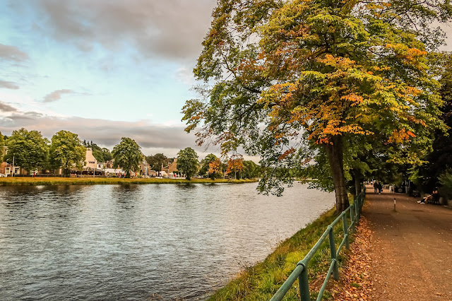 Autumn strikes in inverness, What the hell is 2020? mandy charlton photography blog, photographer, writer, blogger