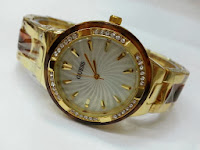 Jam Tangan Ladies GUESS 8030 Gold