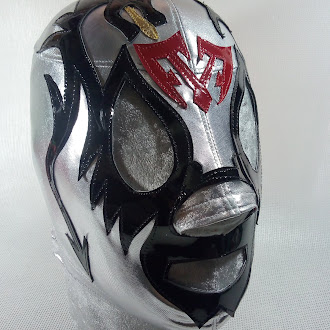 Máscara Mil Máscaras Fabricada por El Dorado & Extreme Lucha Colombia