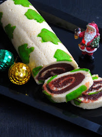 Christmas tree patterned Swiss roll