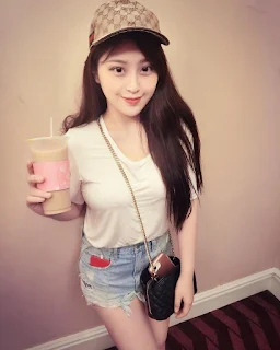 Kumplan 99+ Foto Cewek cantik montok SELEBGRAM Asal TAIWAN