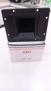 Loa nhà yến audax ax 65