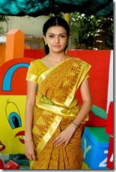 saranya mohan latest cute photos