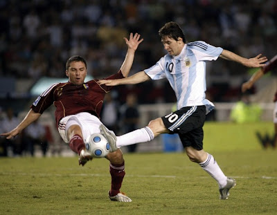 Lionel Messi World Cup 2010 Football Photo