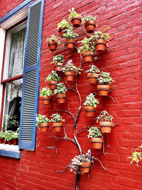 Pretty cool idea : tree wall planter