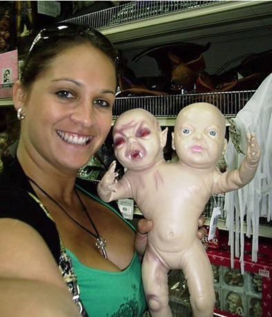 a97865_x016_6-two-heads
