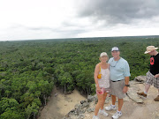 Coba's Main Pyramid: Nohoch Mul is 138 feet tall (a very steep climb!) (playa )