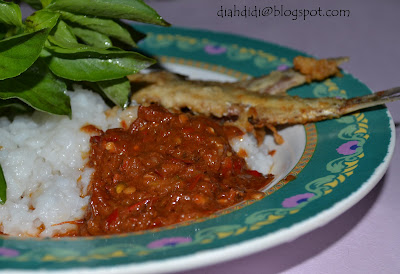 Diah Didi's Kitchen: Resep Sambel Penyet A la Warung Kaki lima