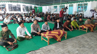 Bhabinkamtibmas Kalurahan Jatisarono Hadiri Pengajian Akbar Dalam Rangka Memperingati Hari Lahir SMK Ma’ arif 1  Nanggulan