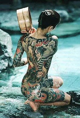Sexy japanese girl have Yakuza tattoo
