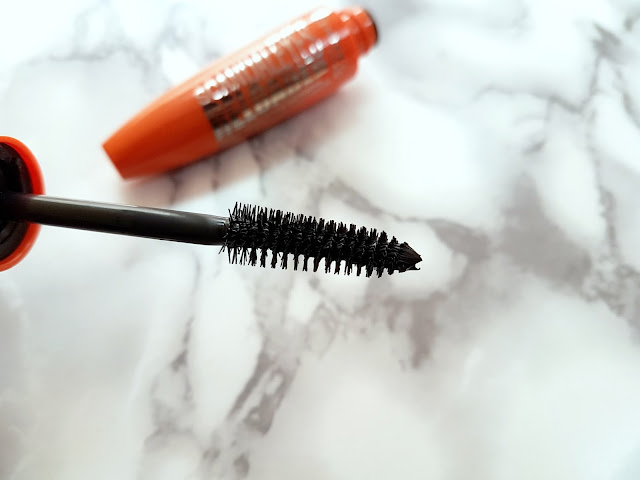 Mascara Brush of the Rimmel ScandelEyes Reloaded Mascara