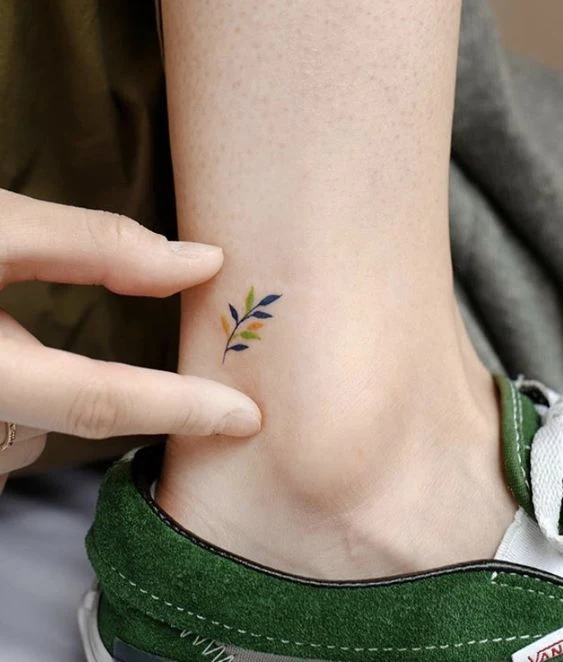 tatuajes pequeños para mujeres