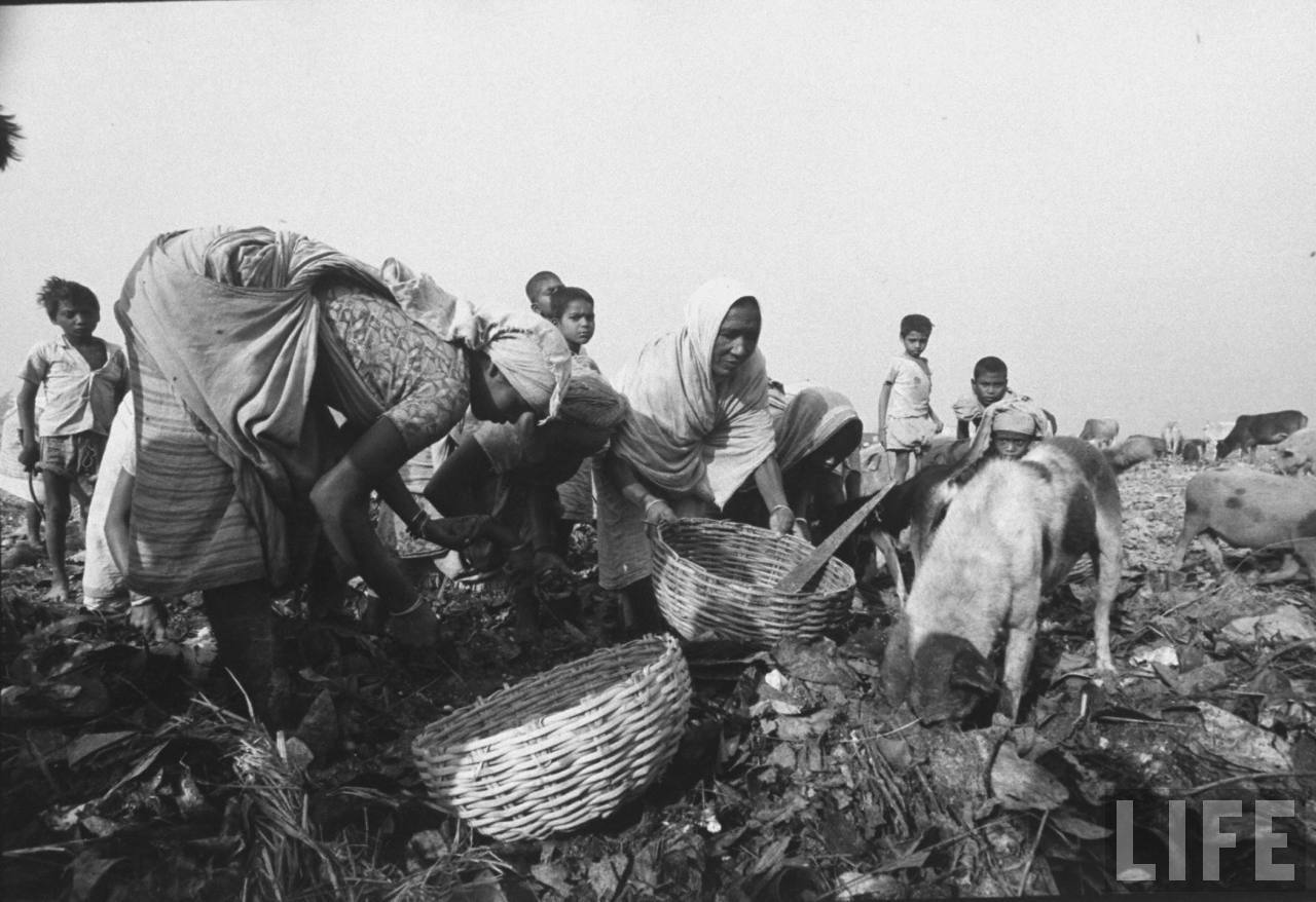Women working in a Garbage Dumping Ground - Calcutta (Kolkata) December 1970
