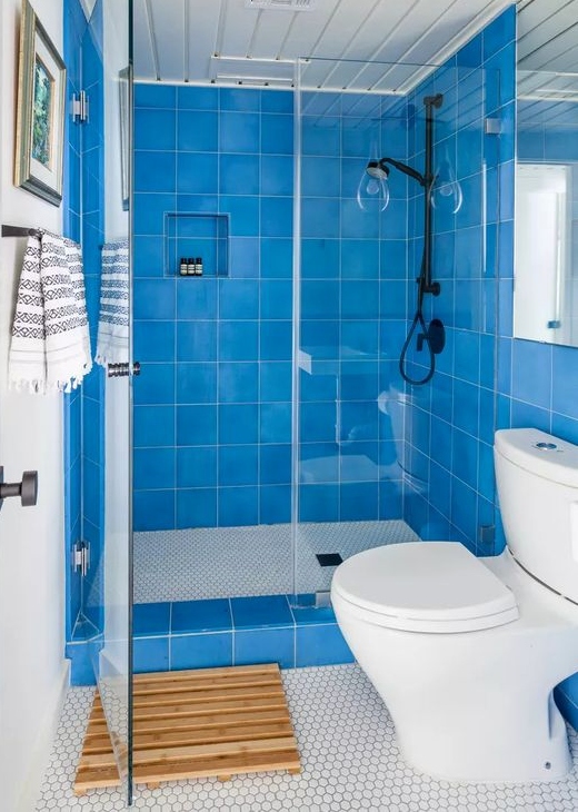 Bright Blue Bathroom Tiles Design Ideas