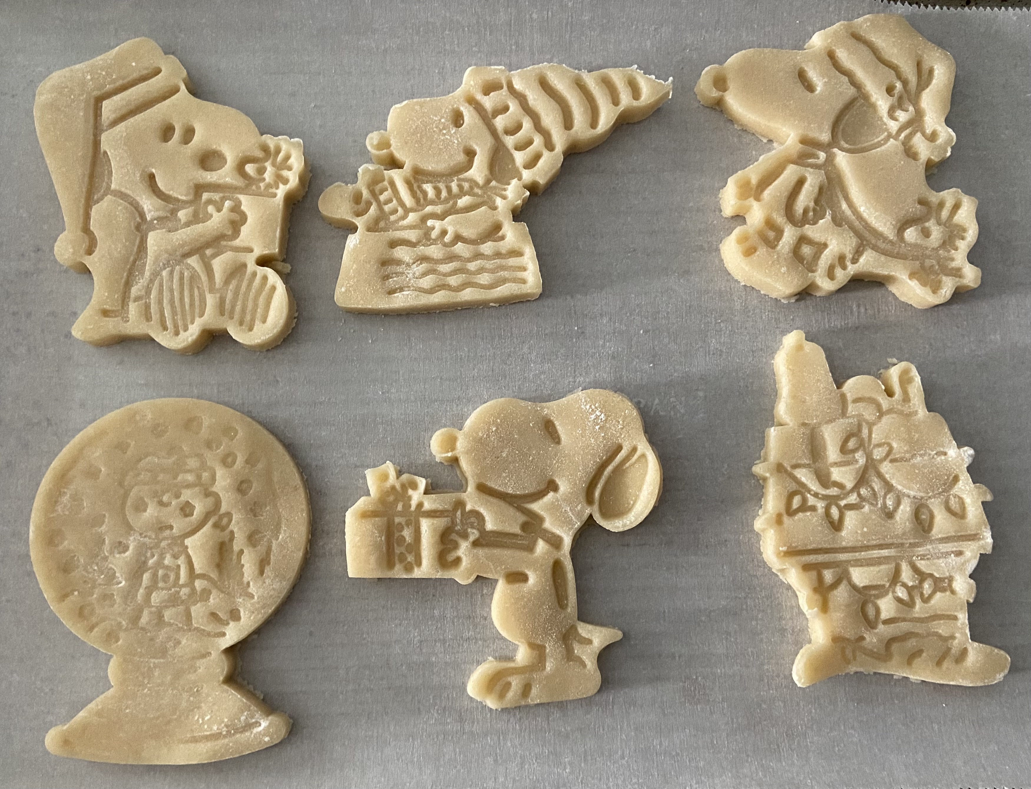 How To Use Embossed Parchment Paper For Unique Cookie Designs - Your Baking  Bestie