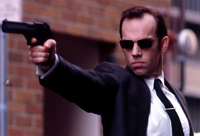 Hugo Weaving Profile pictures, Dp Images, Display pics collection for whatsapp, Facebook, Instagram, Pinterest, Hi5.