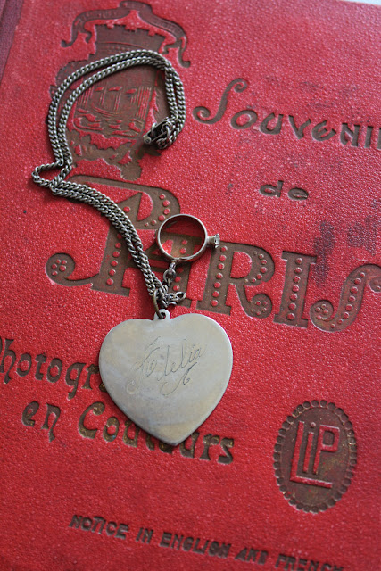 Vintage Valentine Heart Jewelry from Itsy Bits And Pieces Blog.