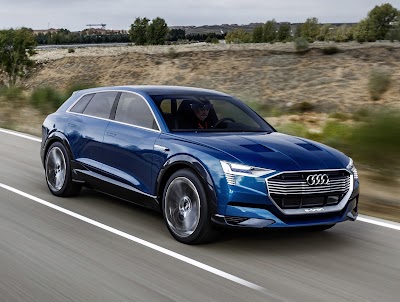 Η Audi ψάχνει για συνεργασίες για το δίκτυο φόρτισης των νέων ηλεκτρικών της