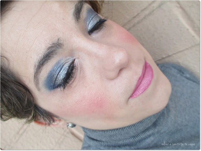 Maquillaje de fiestas low cost en plata y azul