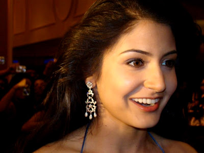 Anushka Sharma Normal Resolution HD Wallpaper 2