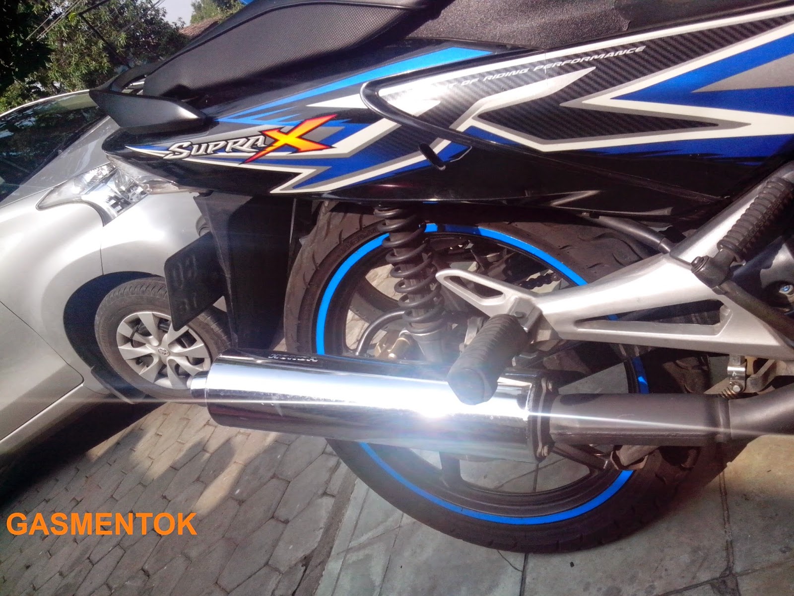 Supra X 125 R Kian Seksi Menggunakan Ban FDR 90 80 Gasmentoknet