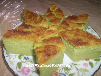 Dari Dapur MaDiHaA: Bingka Suji