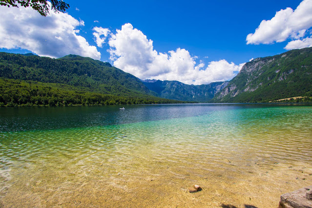 Lago di Bohinj-Slovenia