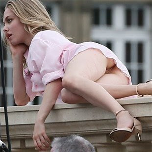 Amanda Seyfried leaked nude hot and sexy nude bikini pictures in 2021,nude Hollywood actress,nude actress,hot actress,nude model,sexy actress,nude model, nude celebrity