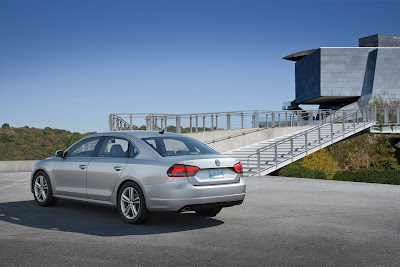 2012 Volkswagen Passat Rear Angle View