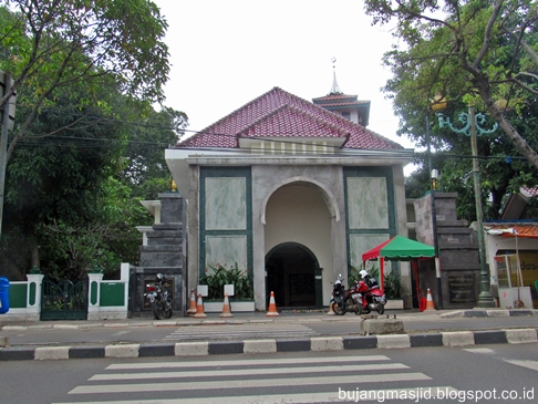 Hasil gambar untuk Masjid Jami Assalafiyah Jatinegara Kaum, Jakarta