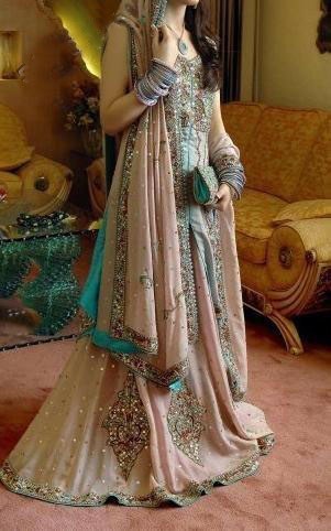 Beautiful walima dresses for bridal new fashion in Pakistan 2016-2017