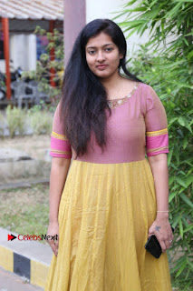 athri Raguram Stills at Yathumaki Nindraai Press Meet  0012.jpg